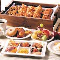 アパホテル＆リゾート 横浜ベイタワー 6