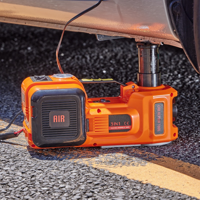 フロアジャッキ 2