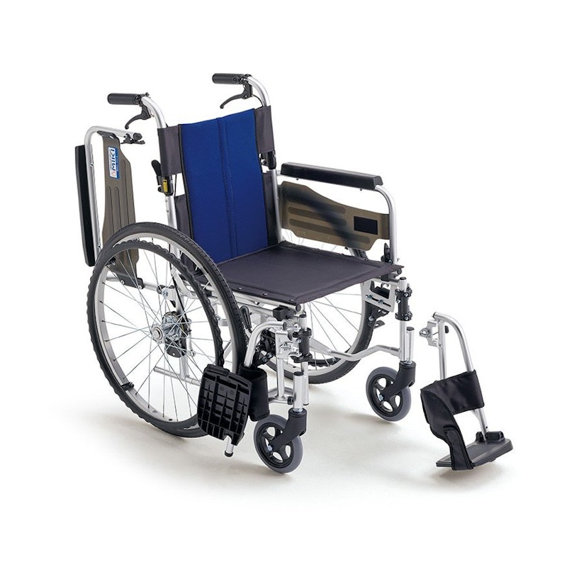 ♿️介助式 車椅子 とても軽くスイスイ小回り 持ち運びが楽な コンパクトタイプ