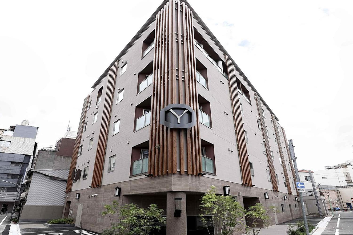 Y-HOTEL 1