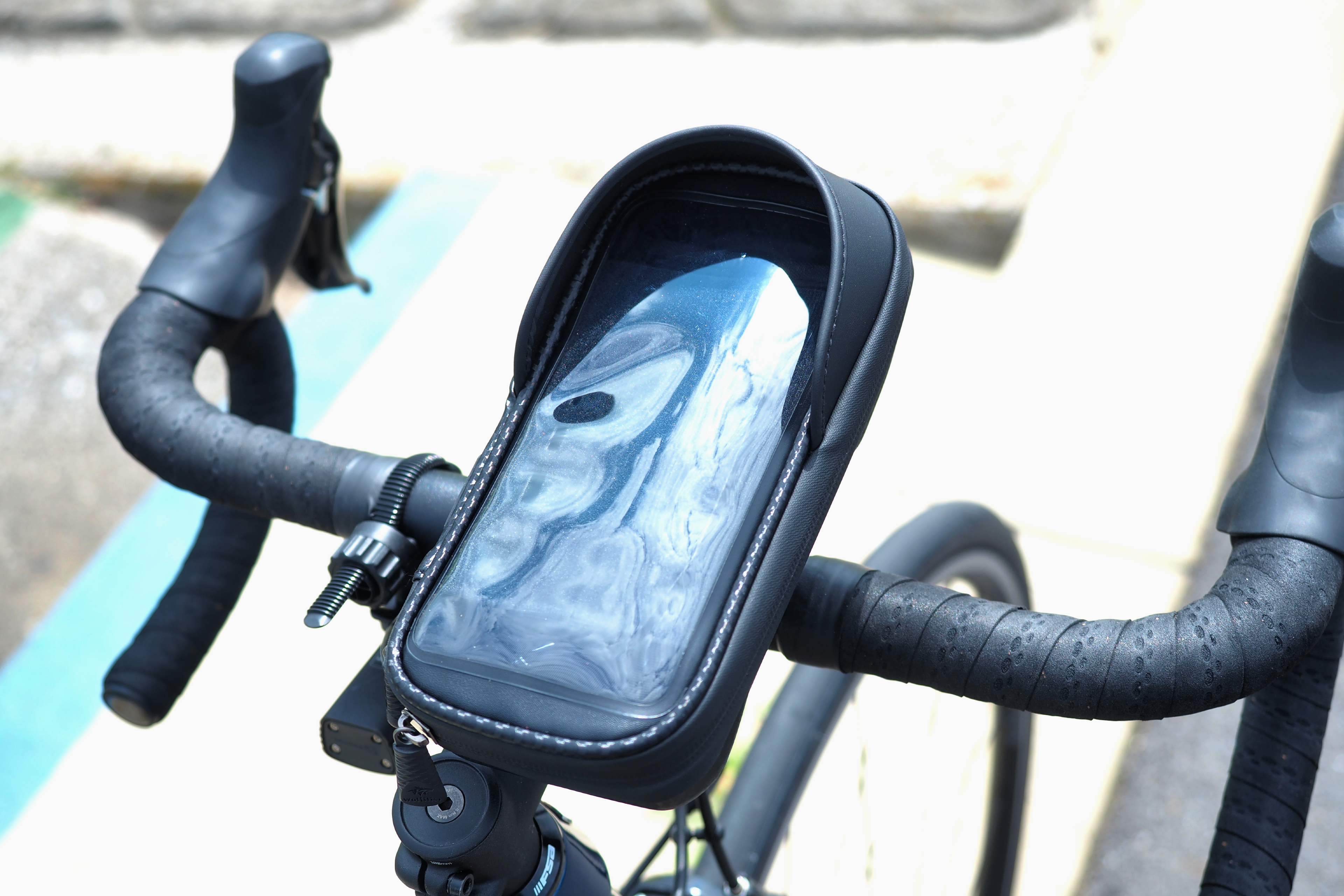 自転車 スマホホルダー 2