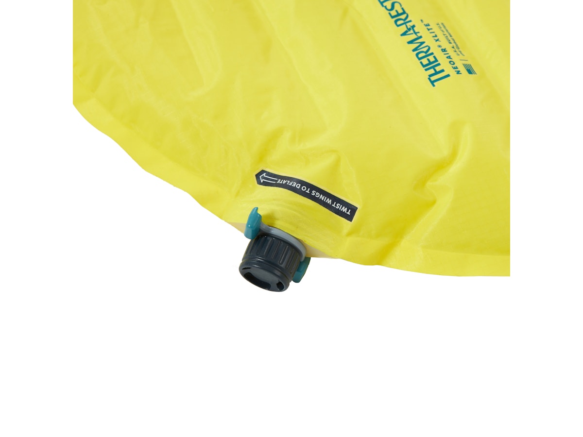 中古箱無し】THERM-A-REST NeoAir Xlite ショートサイズ THERM-A 中古箱無し】THERM-A-REST NeoAir Xlite ショートサイズ THERM-A
