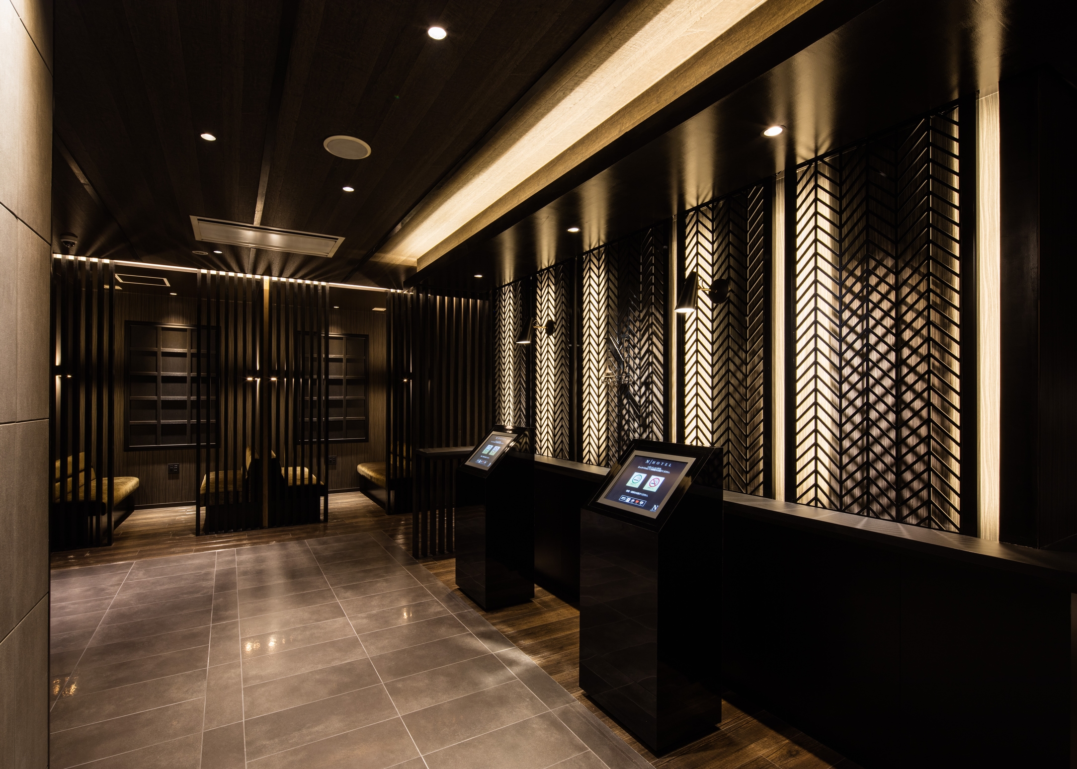 NHOTEL 7