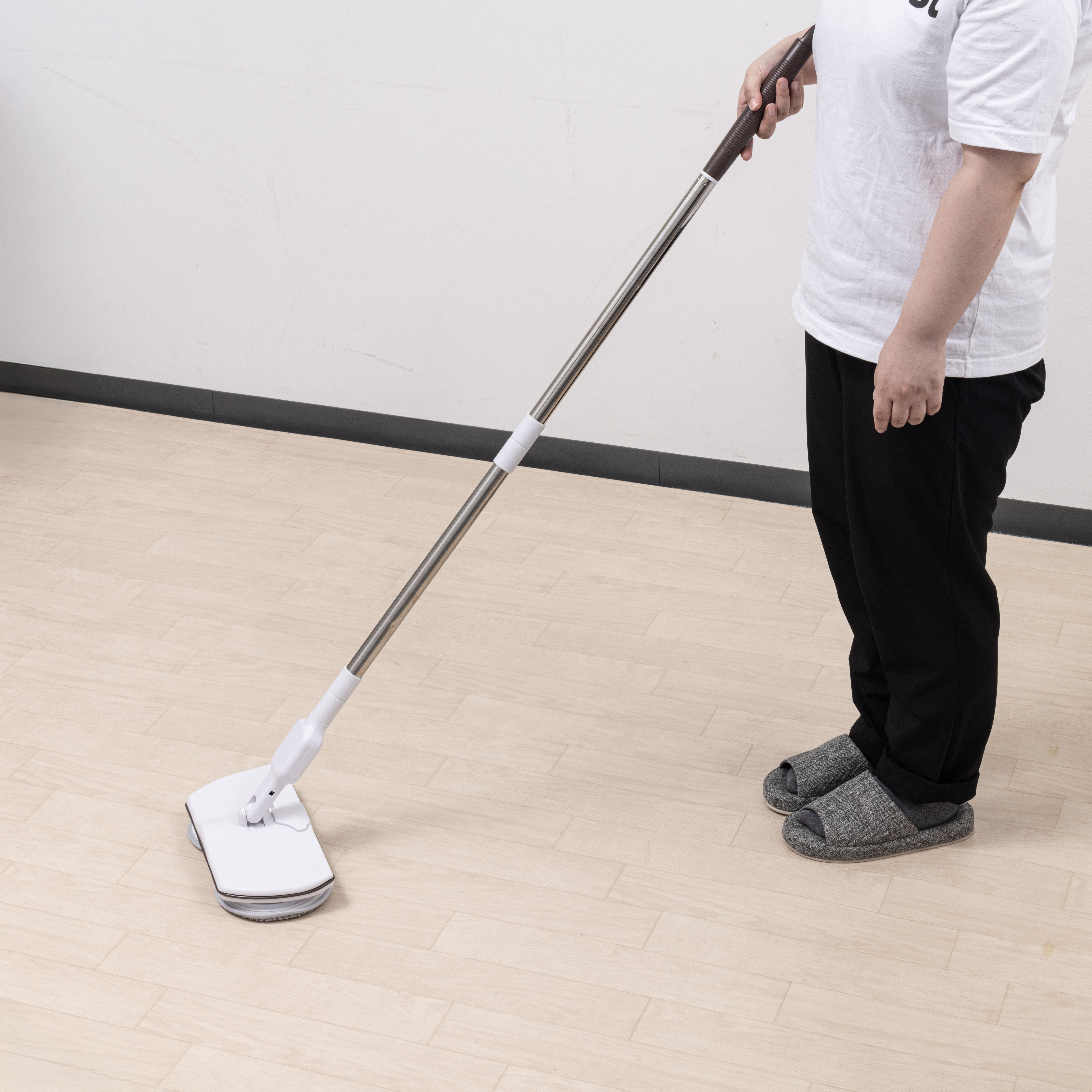 ベルソス VERSOS コードレス回転モップクリーナー VS-YI002の口コミ