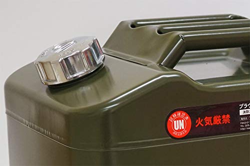 ガソリン携行缶 2