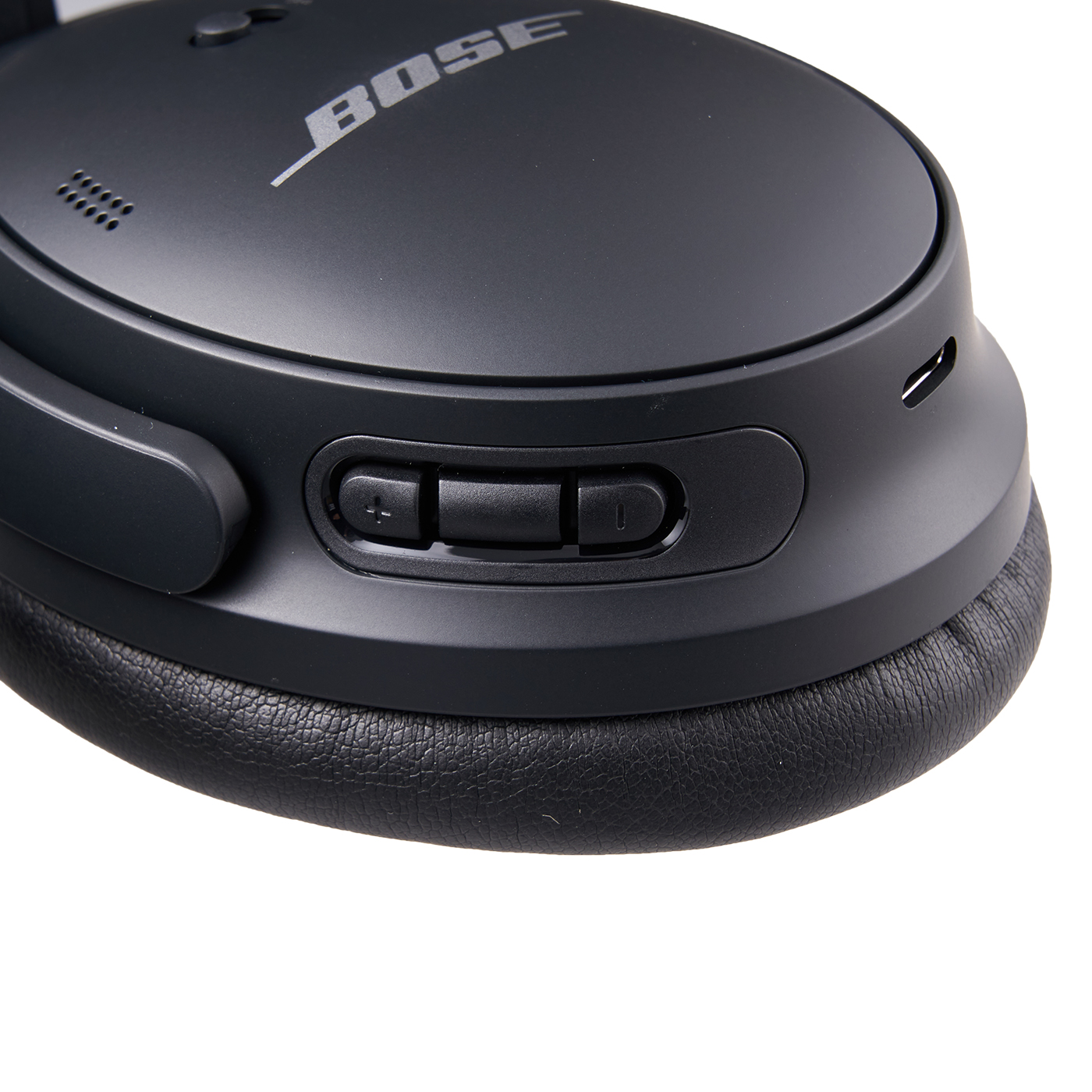 QuietComfort 45 headphones 5
