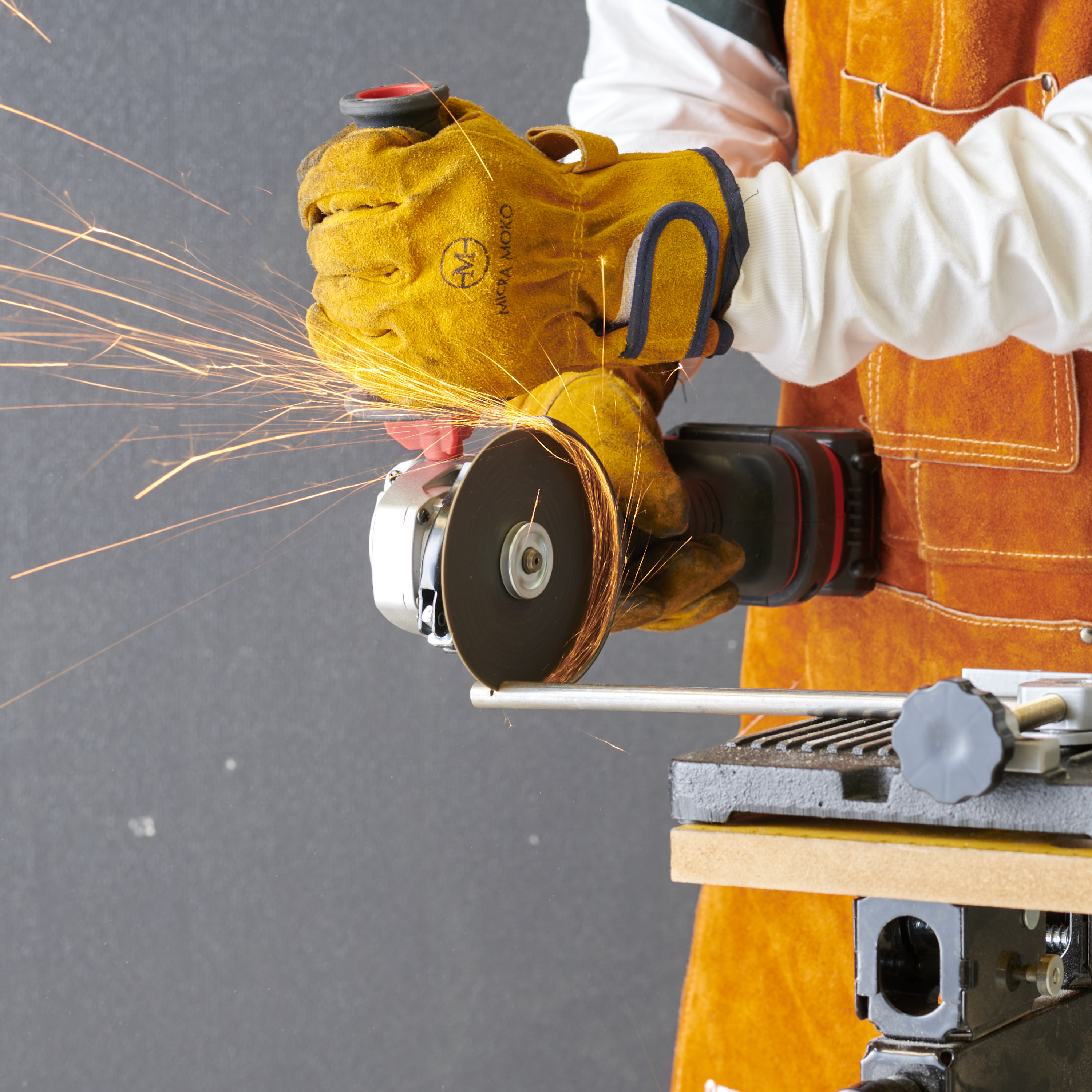 工機ホールディングス HiKOKI コードレスディスクグラインダ G18DSL2