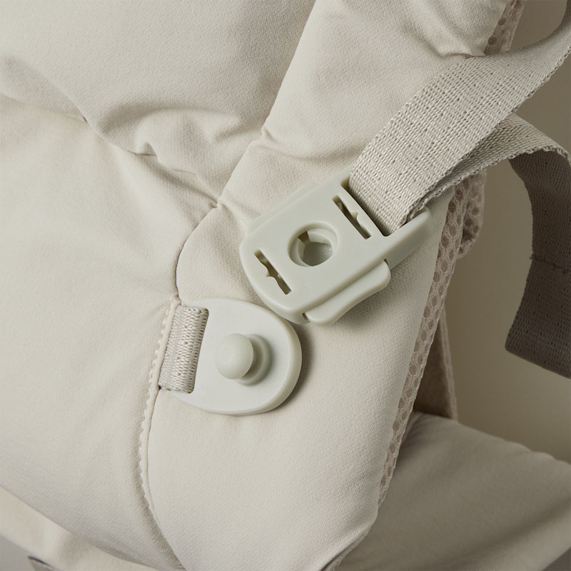 BABY CARRIER ON 7