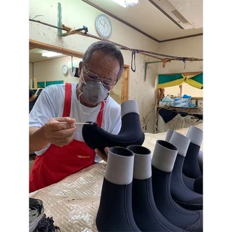 修平おじさんのサーフブーツ 5
