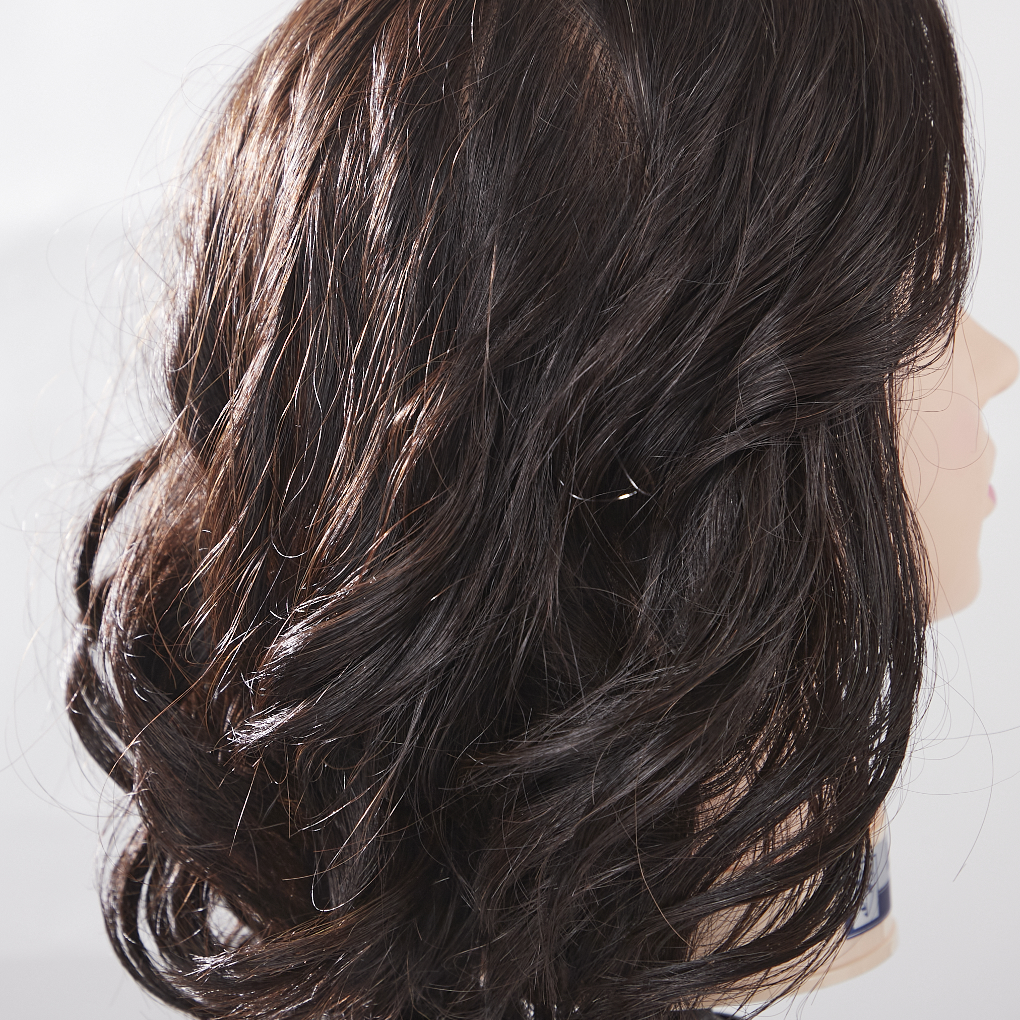 FRAGRANCY LAWRENCE シャイニングスルーヘアバーム ルシェルクラーテを検証レビュー！ヘアバームの選び方も紹介 4