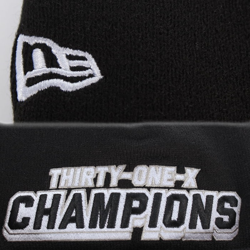 New Era Football Beanie 9