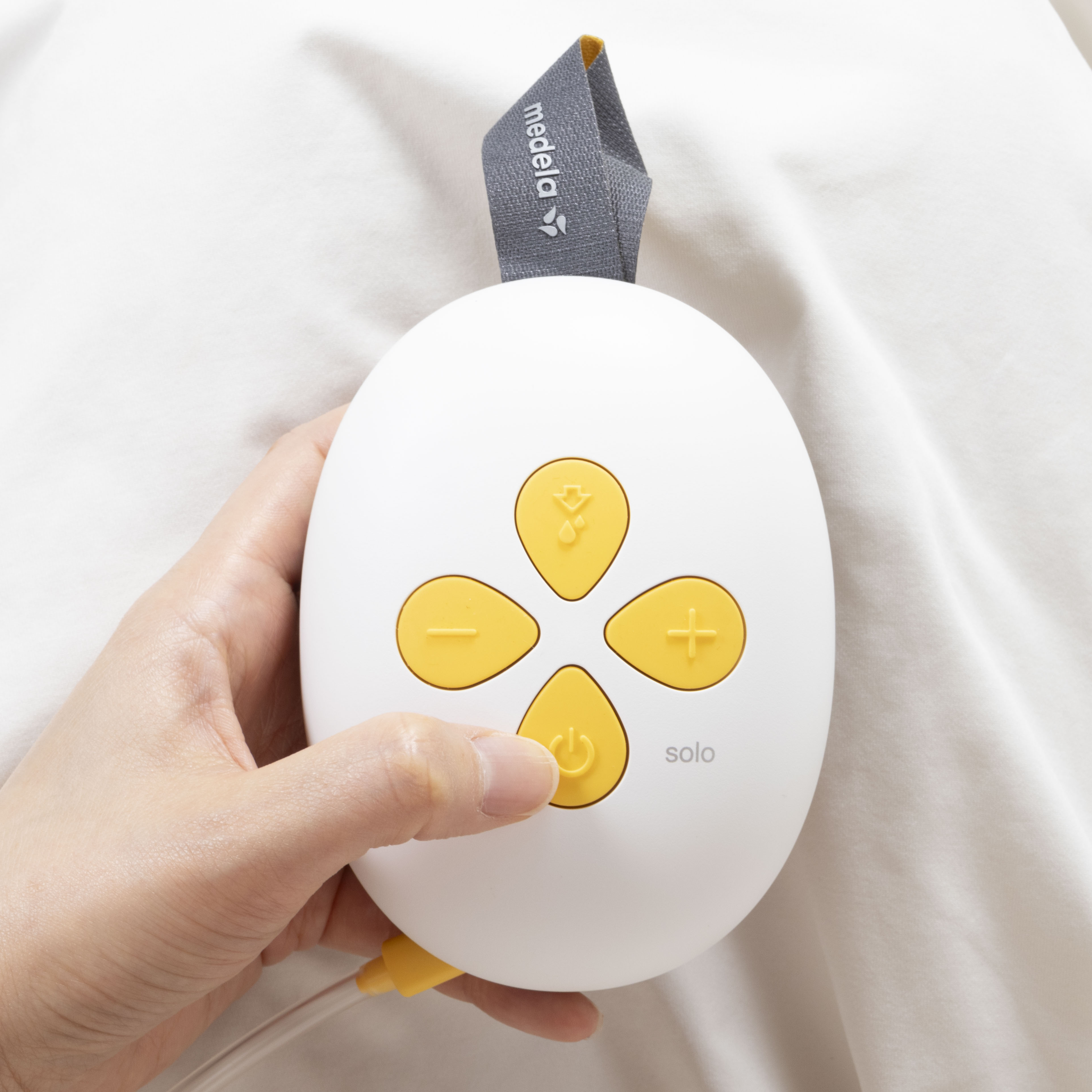 ソロハンズフリー電動さく乳器 3