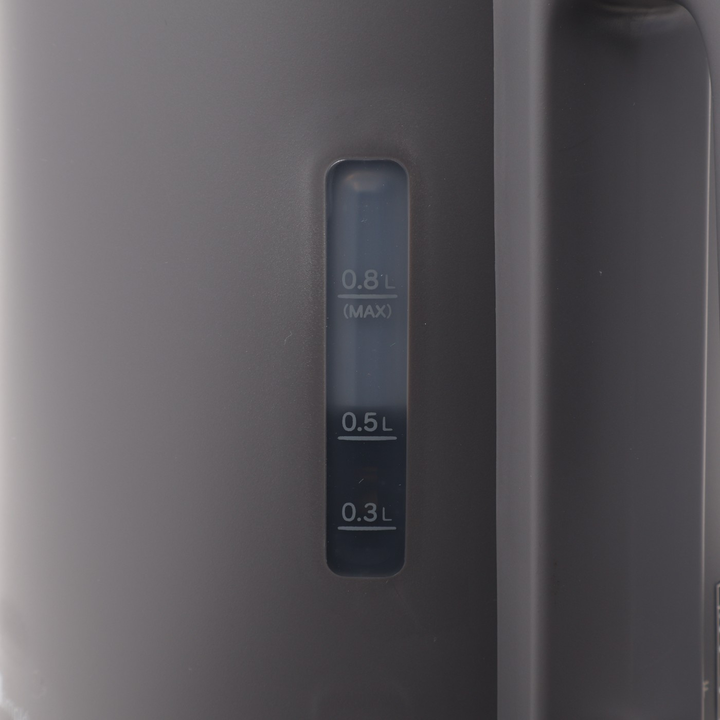 湯量が調節できる電気ケトル 3