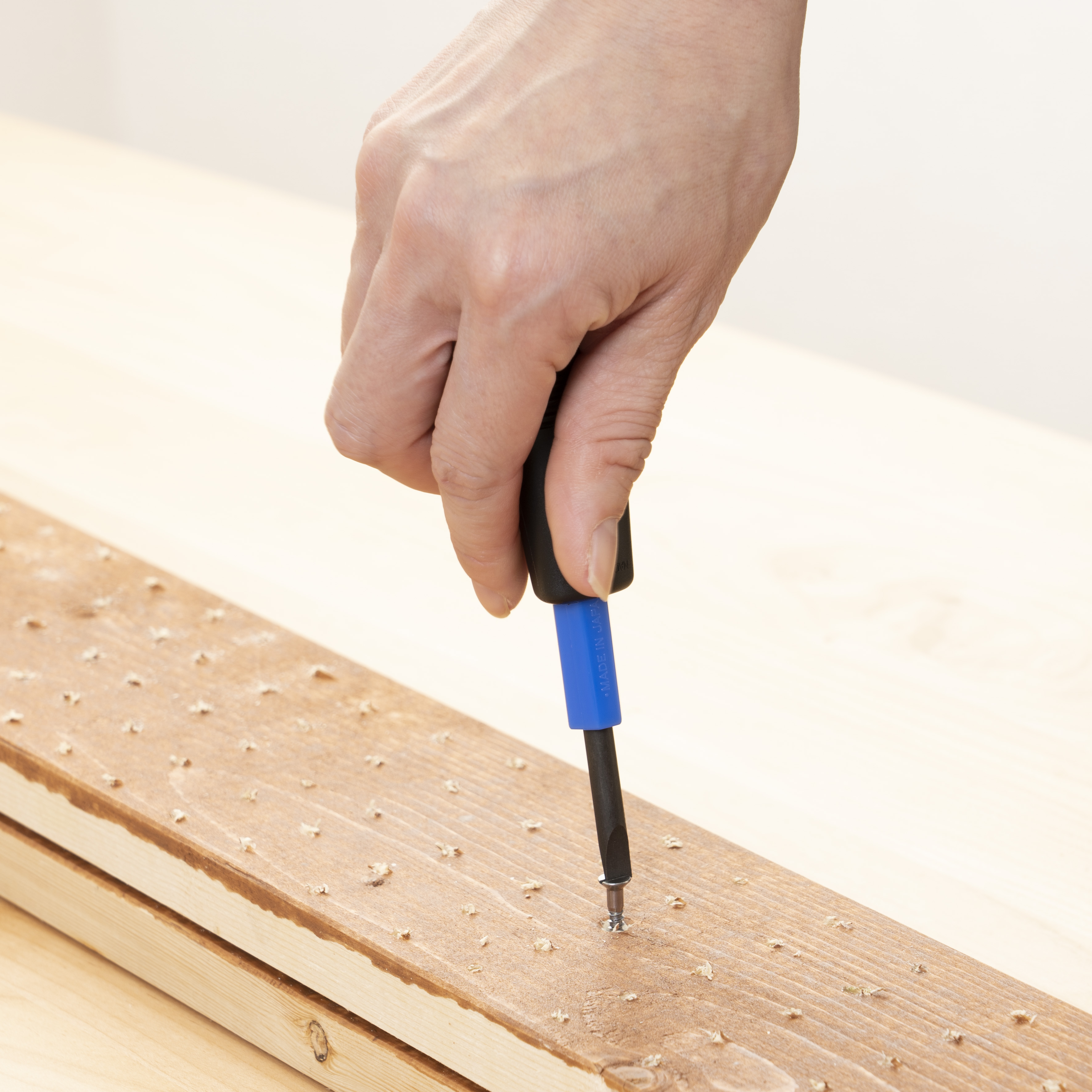 ANEX エイトマングリップボーイ 8本組ドライバーセットをレビュー