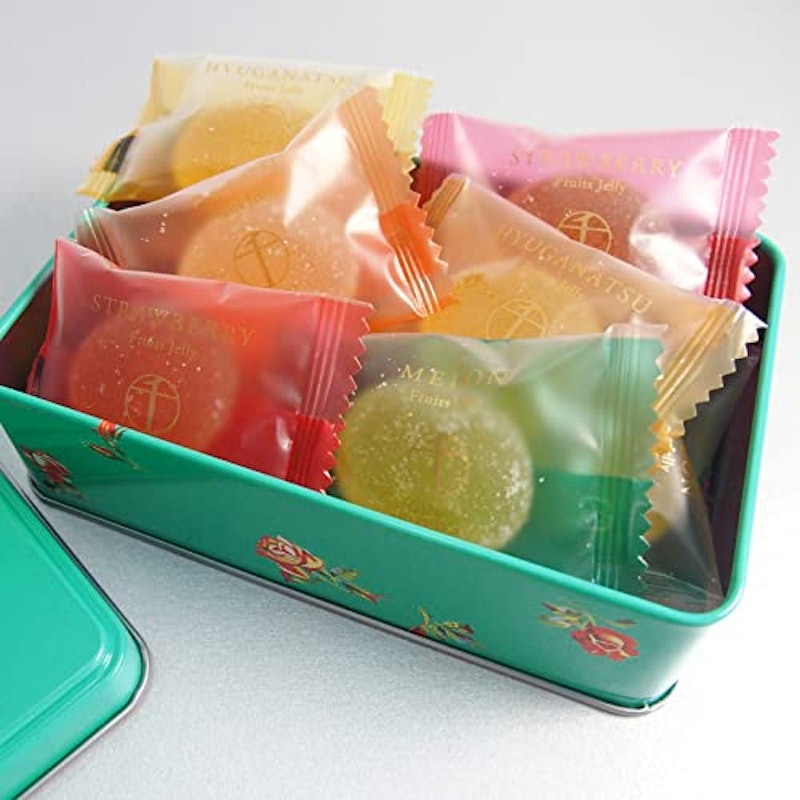 缶入りひとくちフルーツゼリー 1