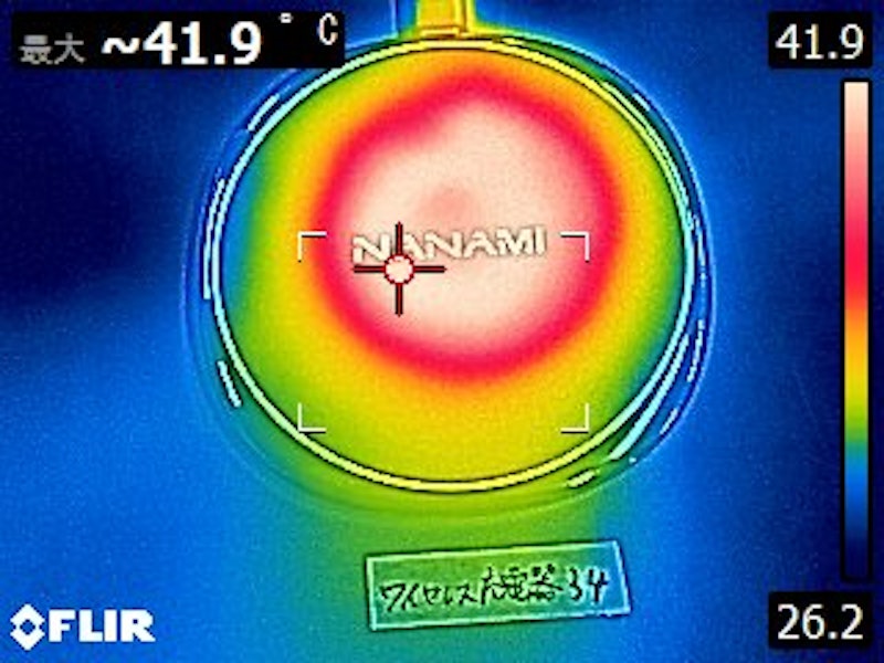 ワイヤレス充電器 6