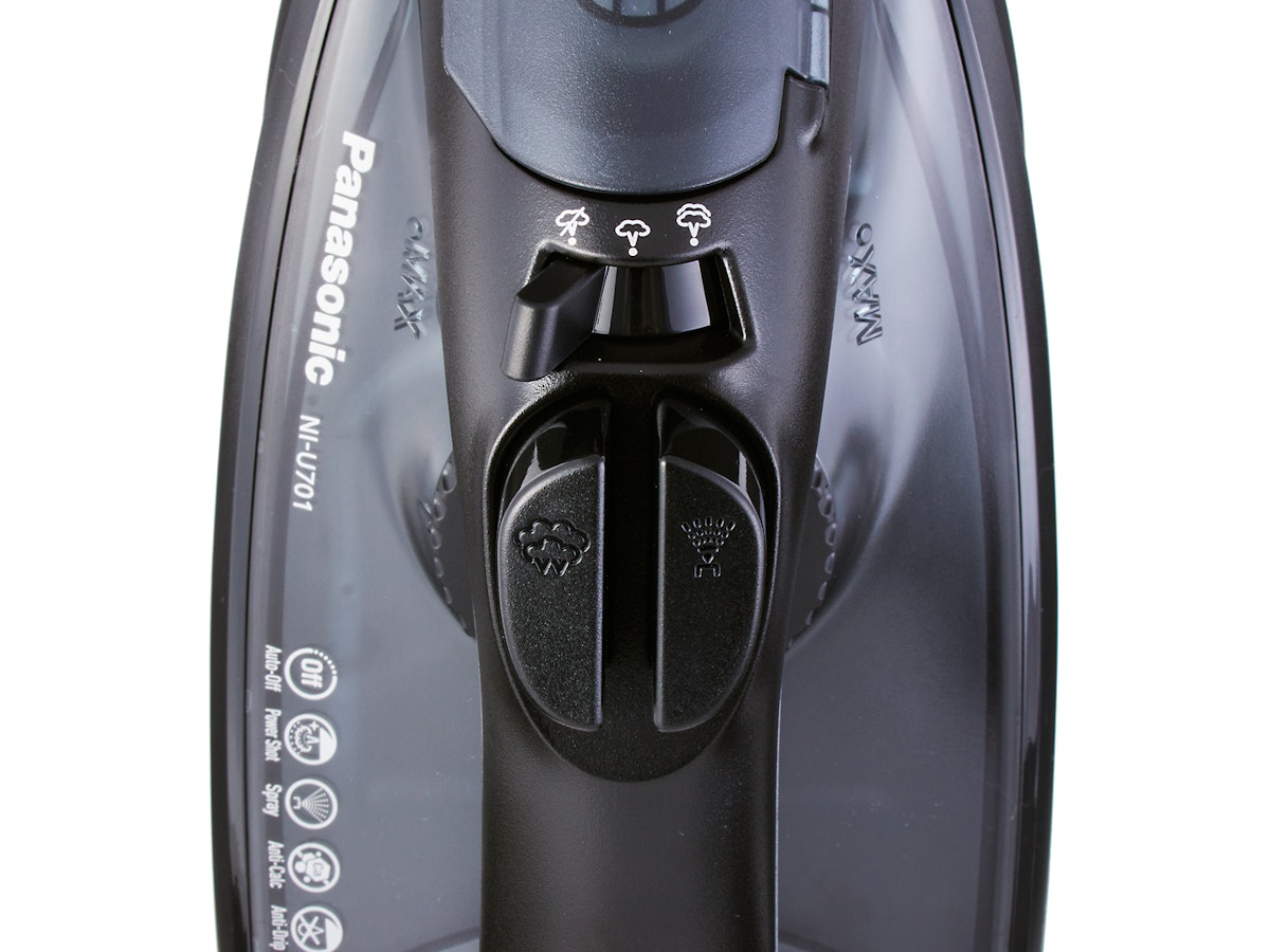 パナソニック スチームアイロン NI-U701-Kの口コミ・評判は パナソニック スチームアイロン NI-U701-Kの口コミ・評判は