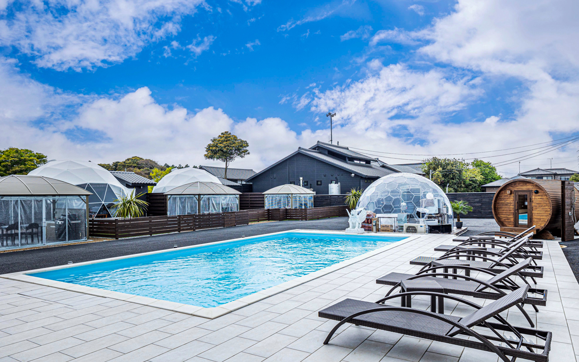 SAUNA and GLAMPINGRESORT - SISU - 1