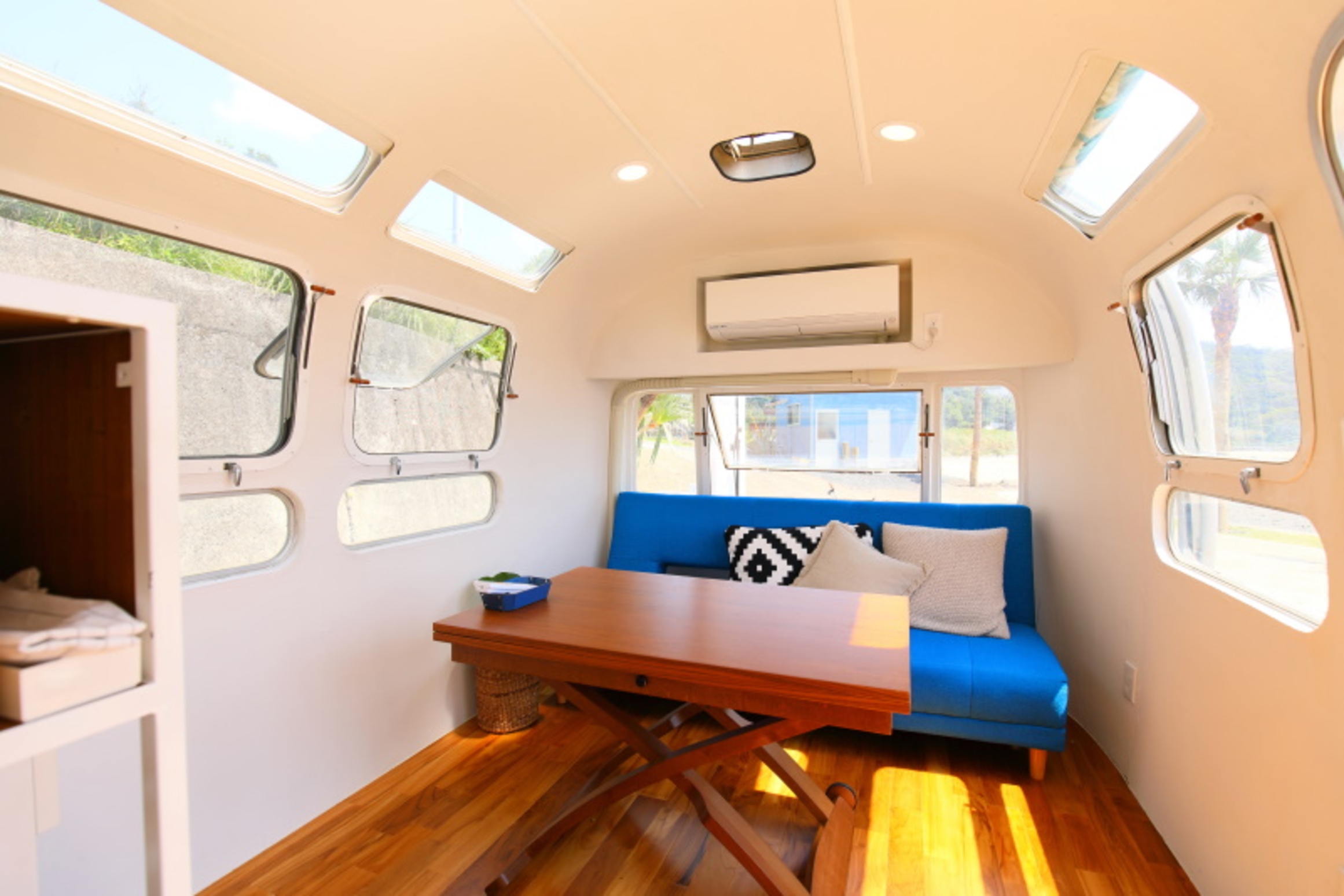HOLLY CAMP AIRSTREAM VILLA AMAMI 2