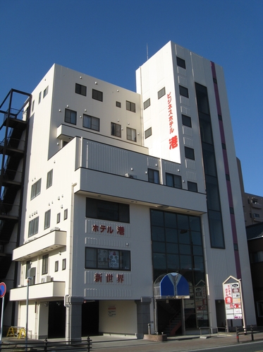ビジネスホテル港 1