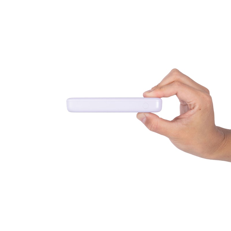 モバイルバッテリー 4