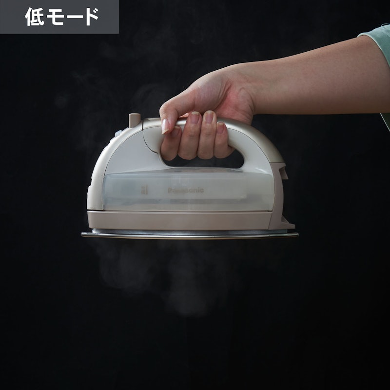 コードレススチームアイロン 6