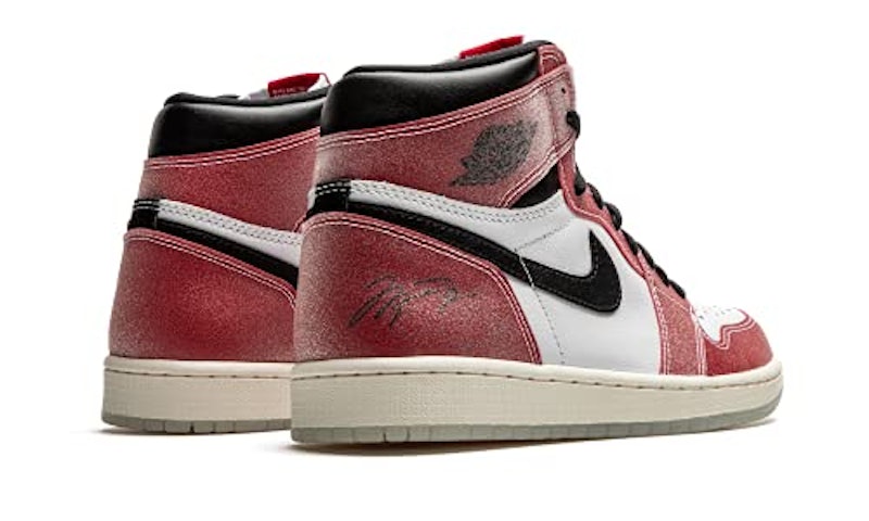 AIR JORDAN 1 RETRO TROPHY ROOM 3