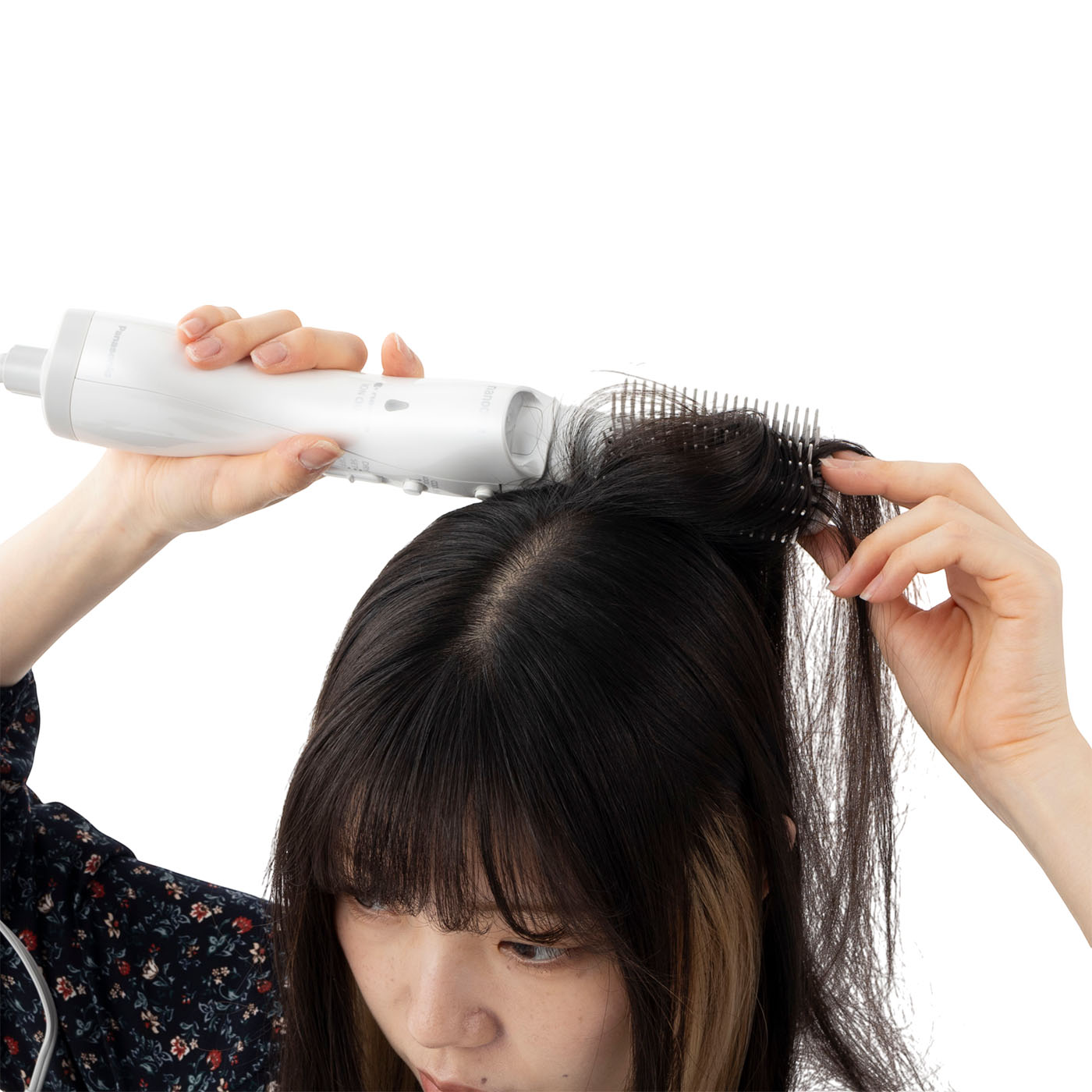 パナソニック ナノケア くるくるドライヤー EH-KN7J-Wを検証レビュー