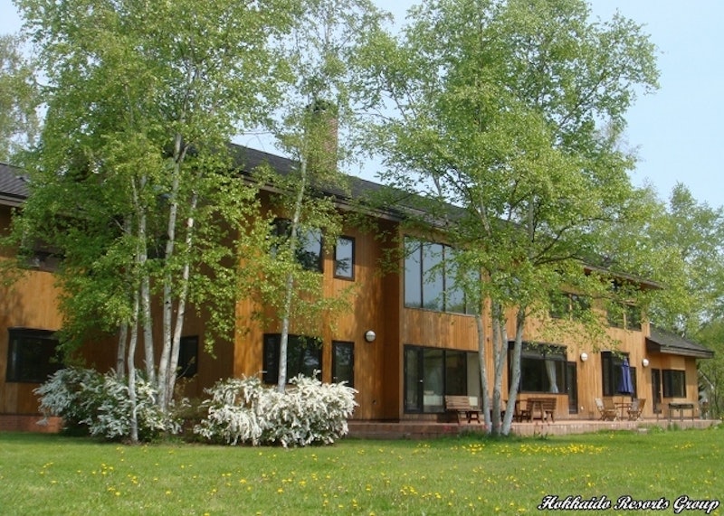 LAKEHOUSE AT TOYAKO 2