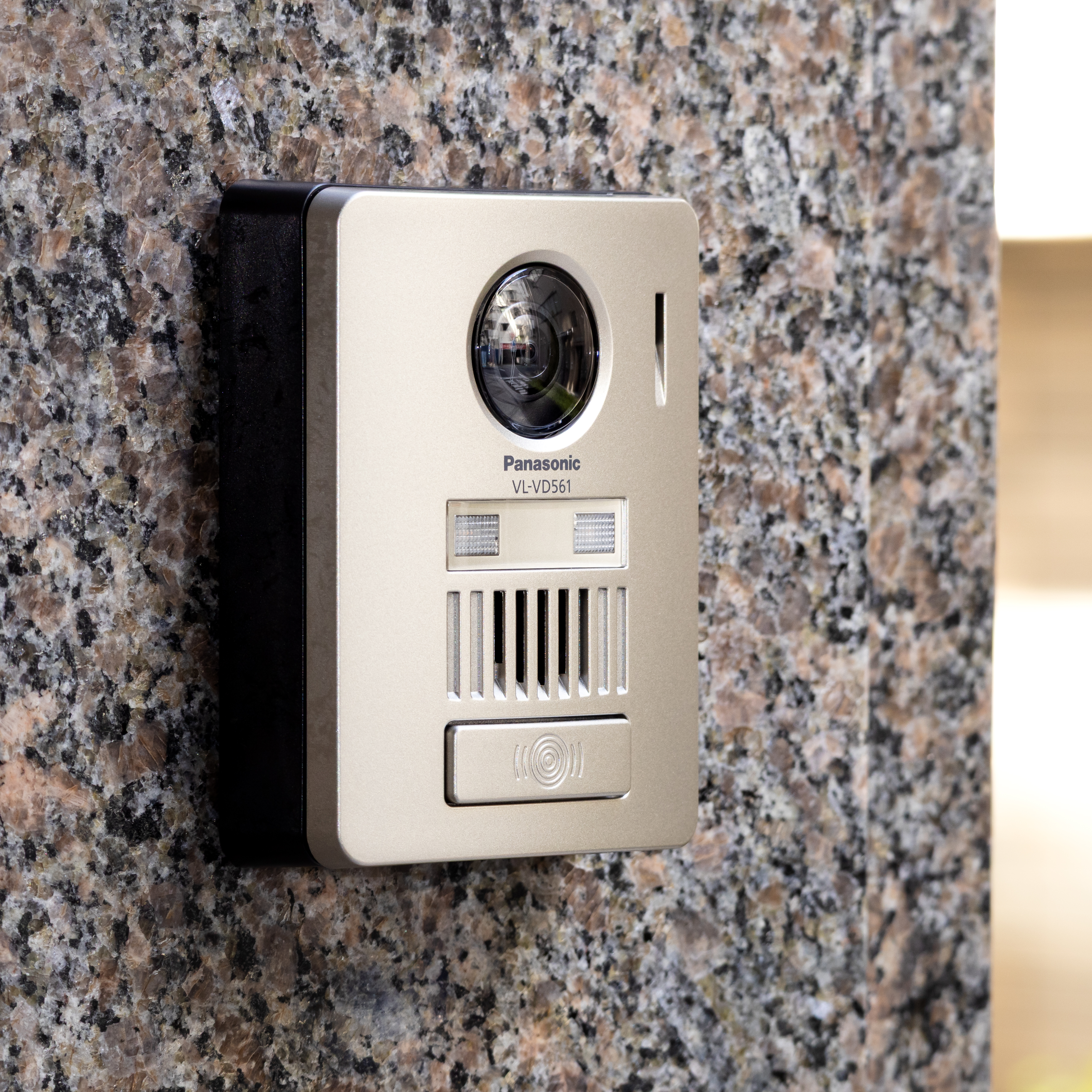 パナソニック モニター壁掛け式ワイヤレステレビドアホン VL-SGZ30を
