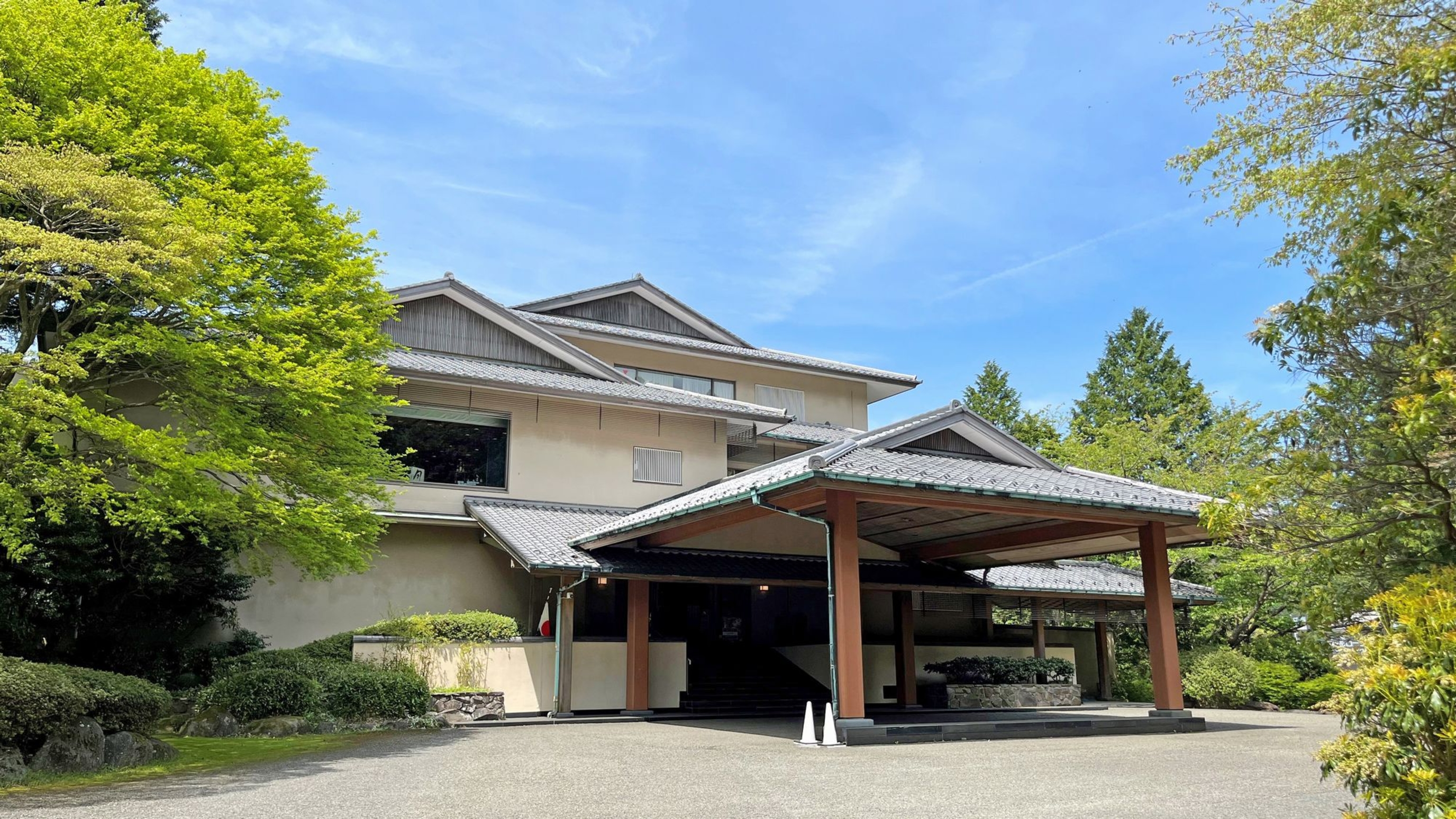 芦ノ湖畔蛸川温泉 龍宮殿 1