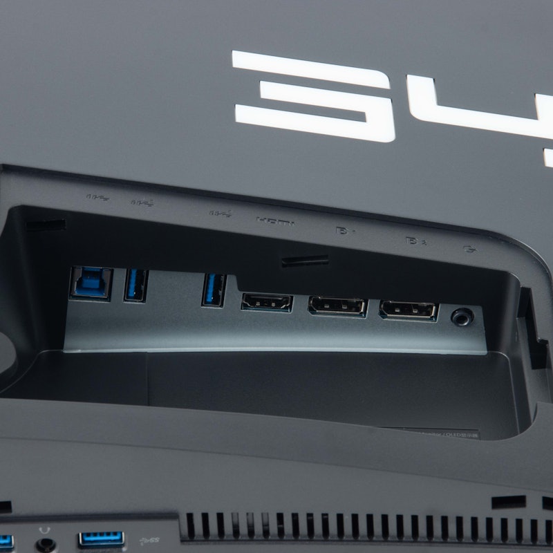 Dell Alienware 34 曲面 QD-OLED ゲーミングモニター AW3423DWFを検証 Dell Alienware 34 曲面 QD-OLED ゲーミングモニター AW3423DWFを検証