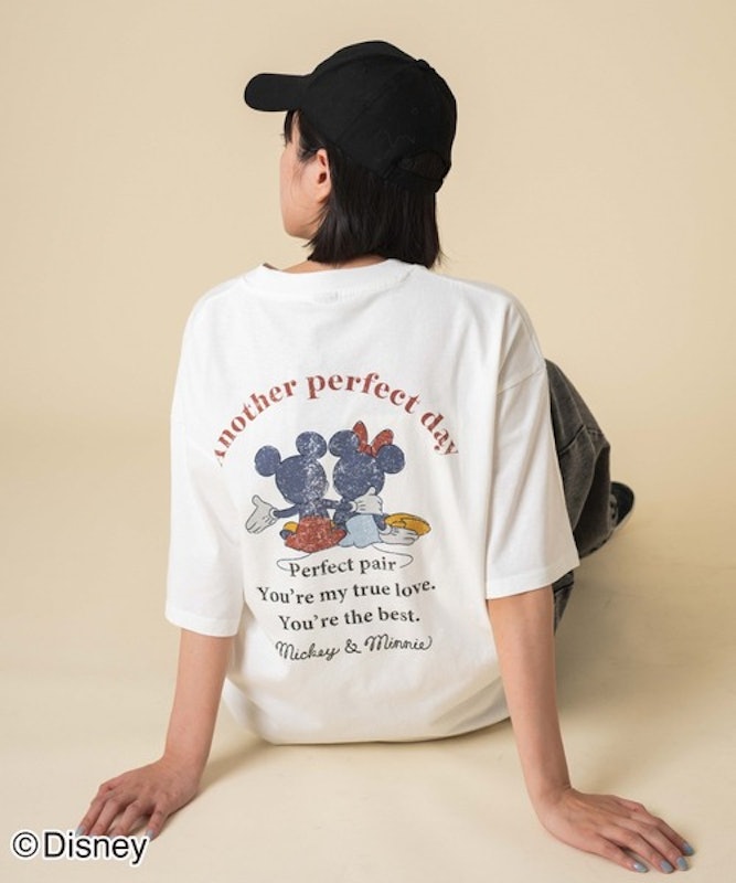 Disney グラフィックT 1