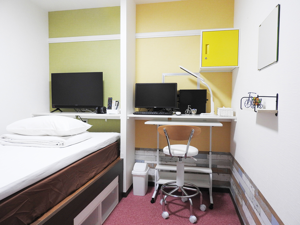 ホテル＆カプセル ザ・イン 4