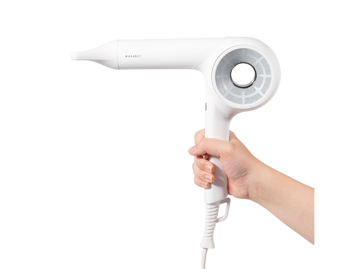 ホリスティックキュアーズ マグネットヘアプロ ドライヤーゼロ ホリスティックキュアーズ マグネットヘアプロ ドライヤーゼロ