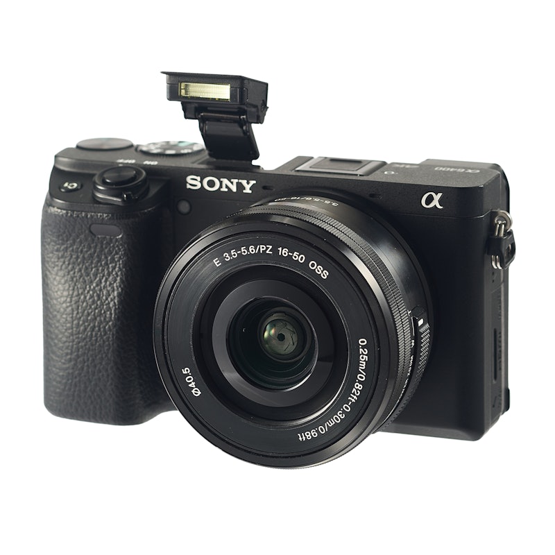 【美品】SONY α6400 パワーズームレンズキット ILCE-6400L SONY α6400 パワーズームレンズキット ILCE-6400Lをレビュー