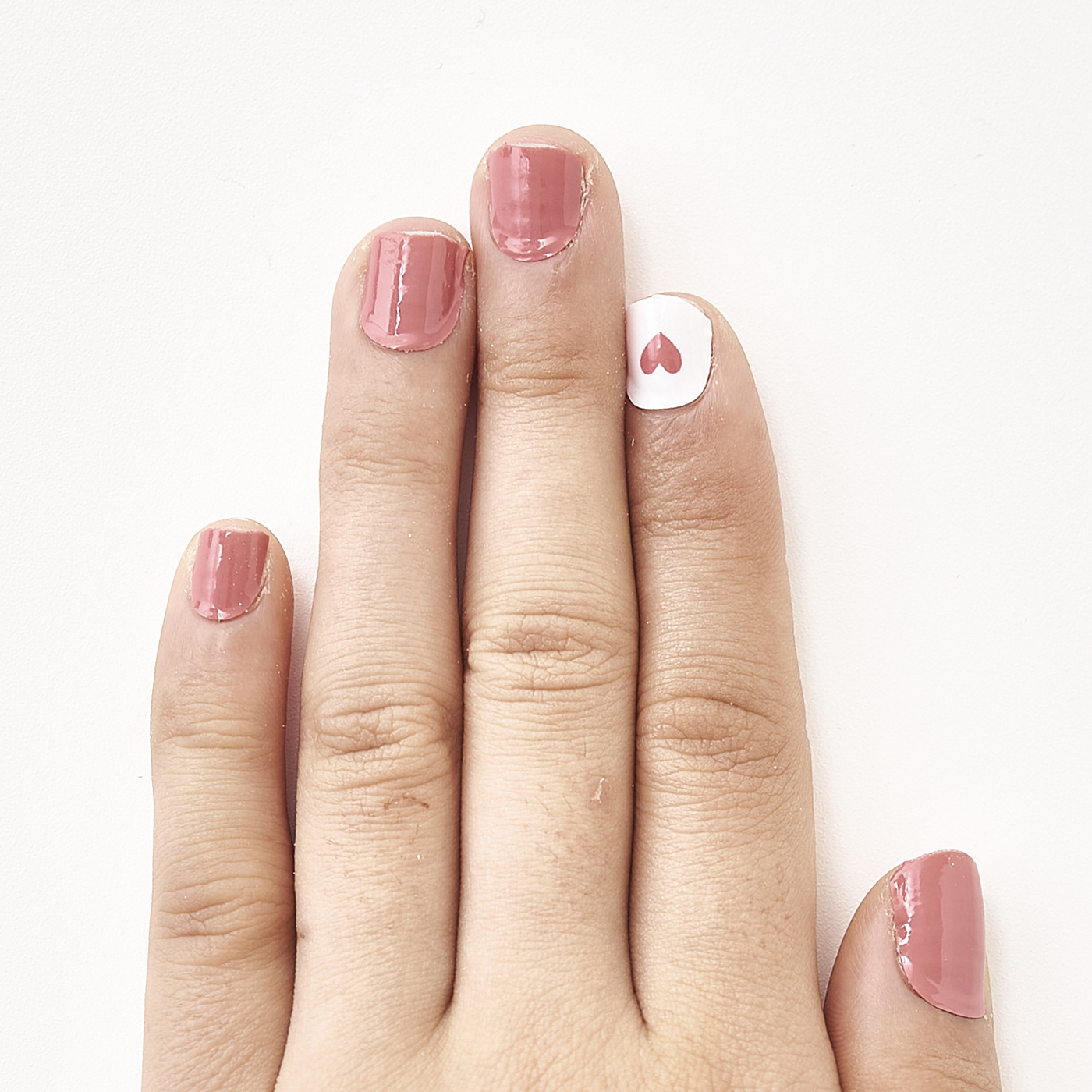 Handmadeamane ネイルシールを全27商品と比較 口コミや評判を実際に使ってレビューしました Mybest