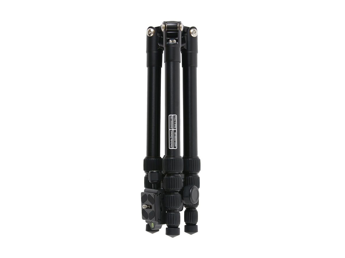 マンフロット Elementトラベル三脚 スモール MKELES5BKBHを マンフロット Elementトラベル三脚 スモール MKELES5BKBHを