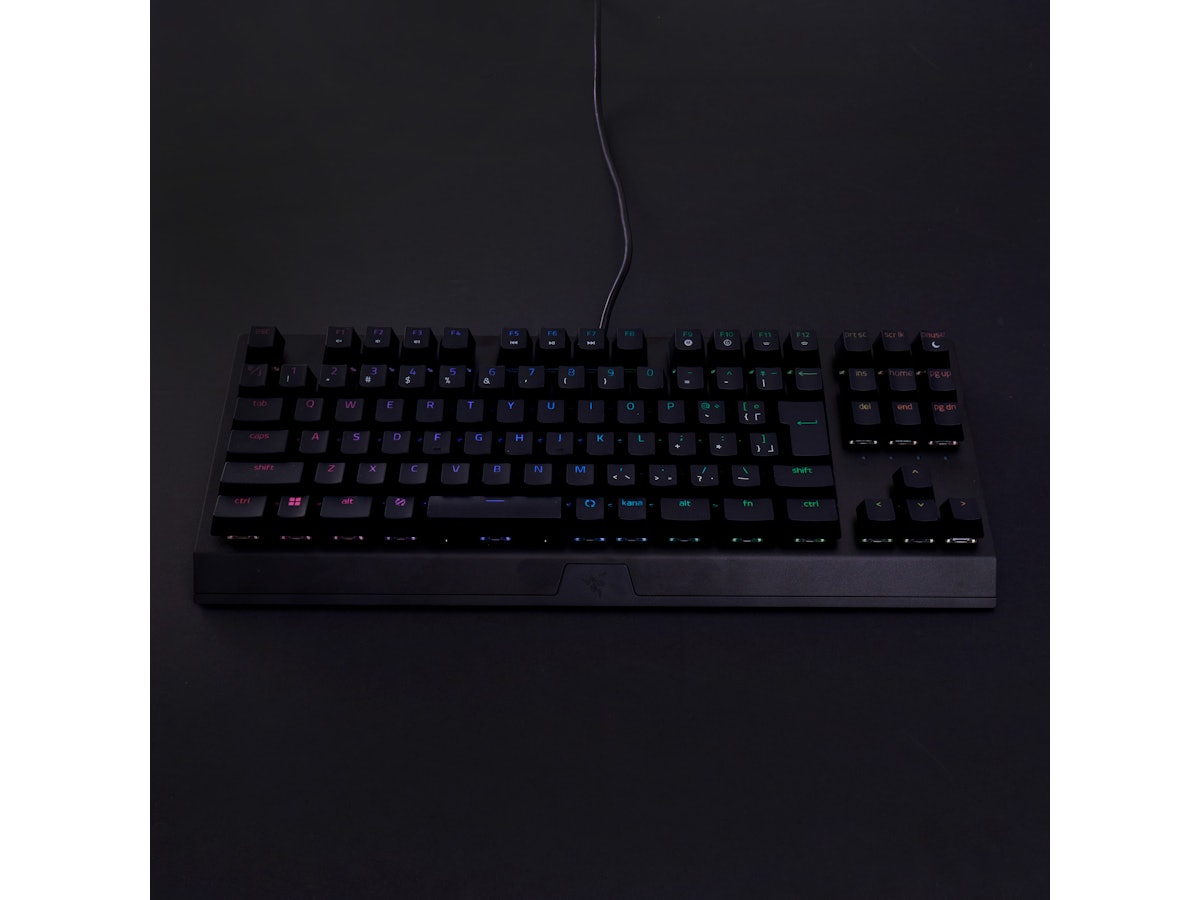 Razer BlackWidow V3 Tenkeyless RZ03-03491400-R3J1-Nを検証 Razer BlackWidow V3 Tenkeyless RZ03-03491400-R3J1-Nを検証