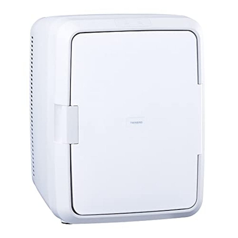 2電源式ポータブル電子適温ボックス 1