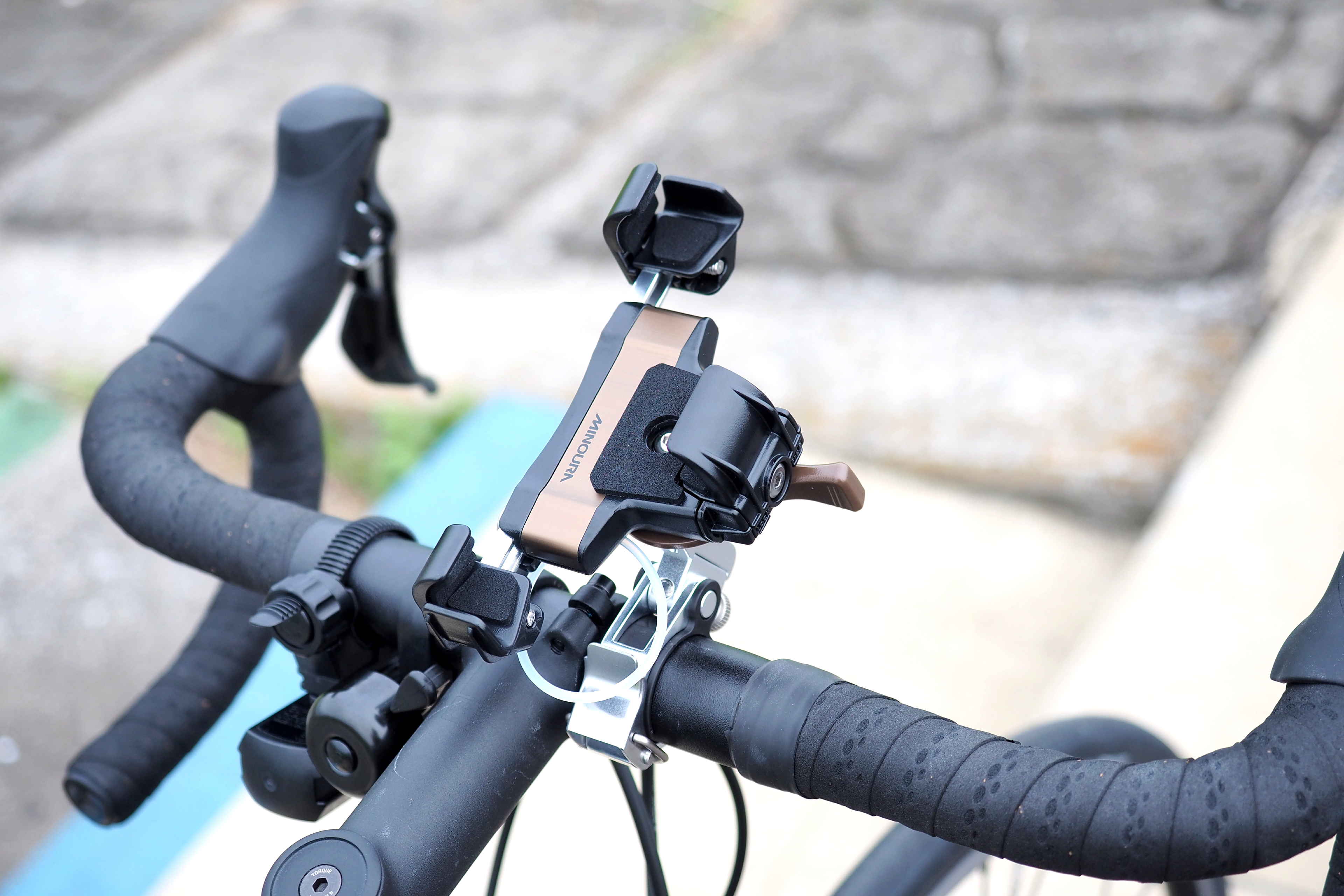 iH-700 Phone Grip 3