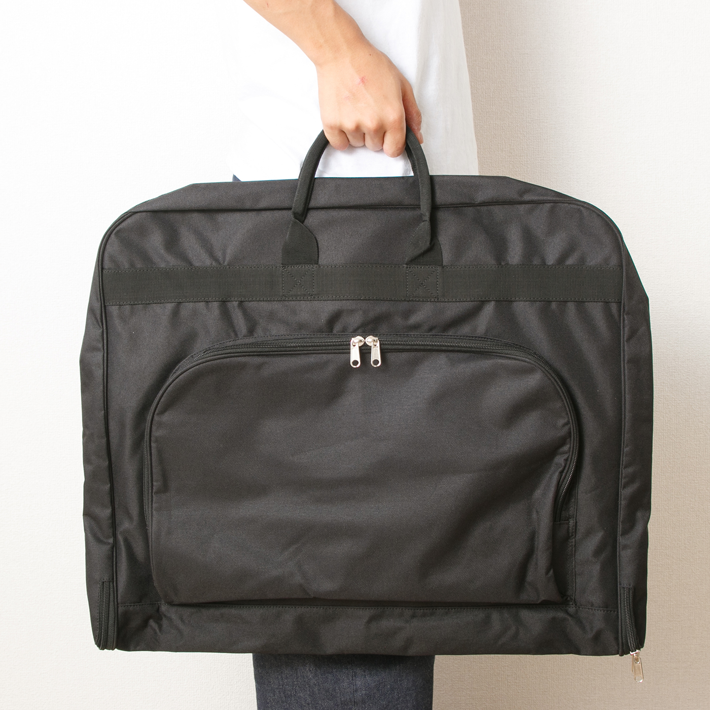 スーツカンパニー ナイロンガーメントバッグを全26商品と比較 口コミや評判を実際に使ってレビューしました Mybest