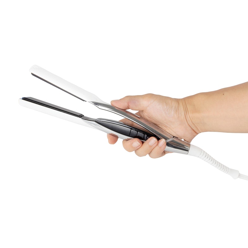 リファ ビューテック ストレートアイロン RE-AC02Aの口コミ・評判は リファ ビューテック ストレートアイロン RE-AC02Aの口コミ・評判は