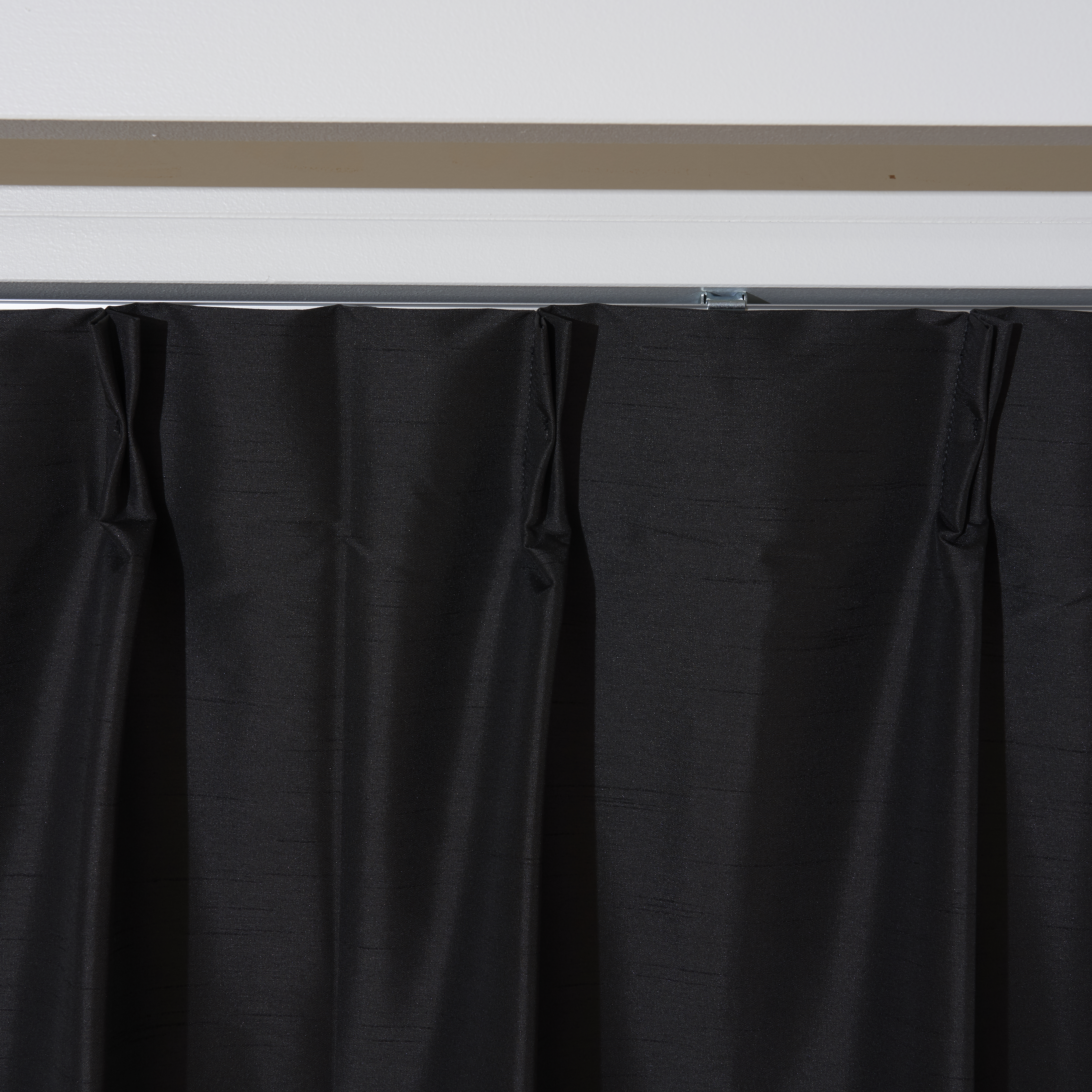 カーテン　遮光一級 形状記憶】やわらかタッチの遮音1級遮光カーテン - インテリアの通販