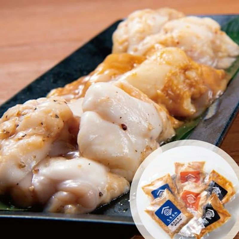 国産牛大トロホルモン焼き 1