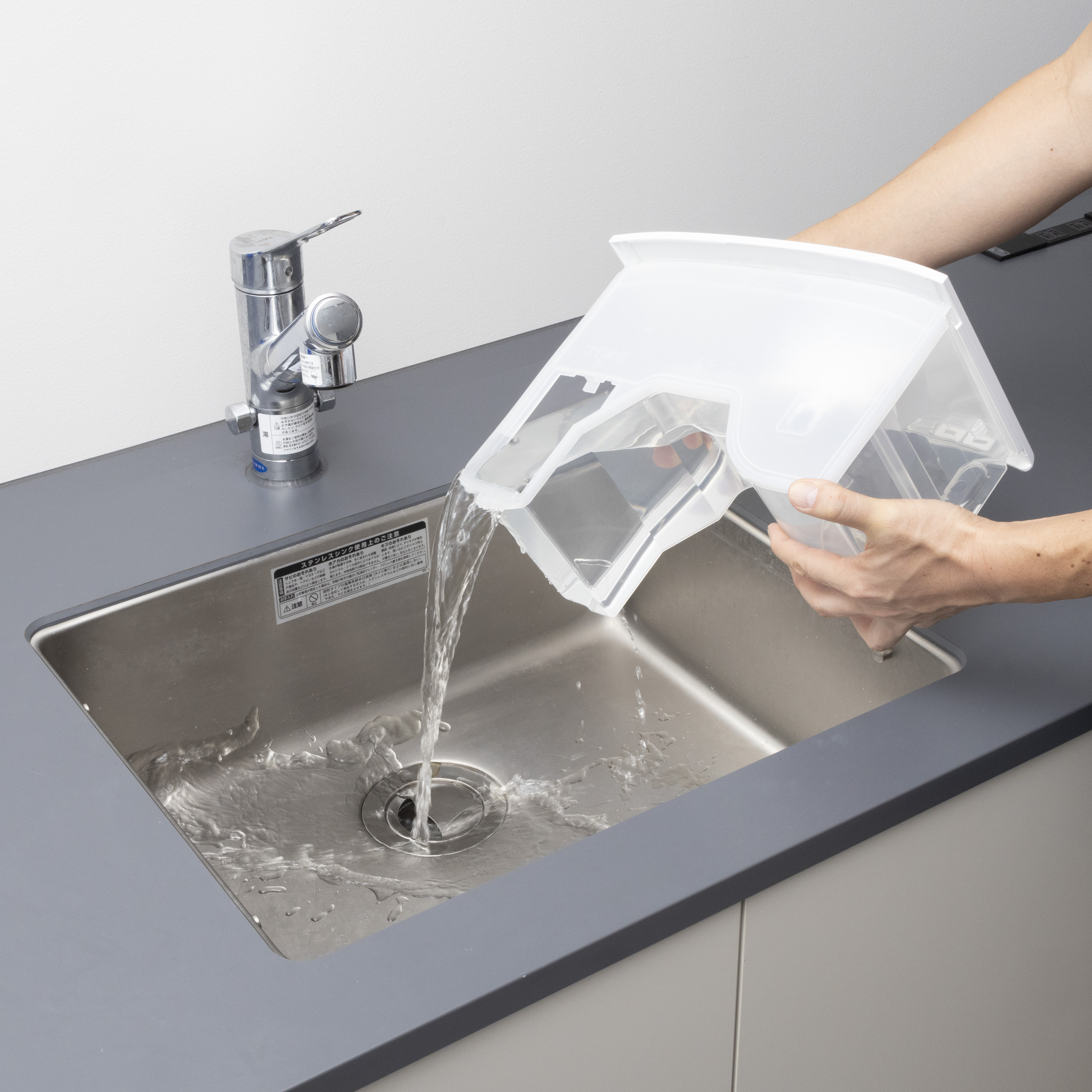 三菱電機 衣類乾燥除湿機 サラリPro MJ-P180WX-Wを検証レビュー