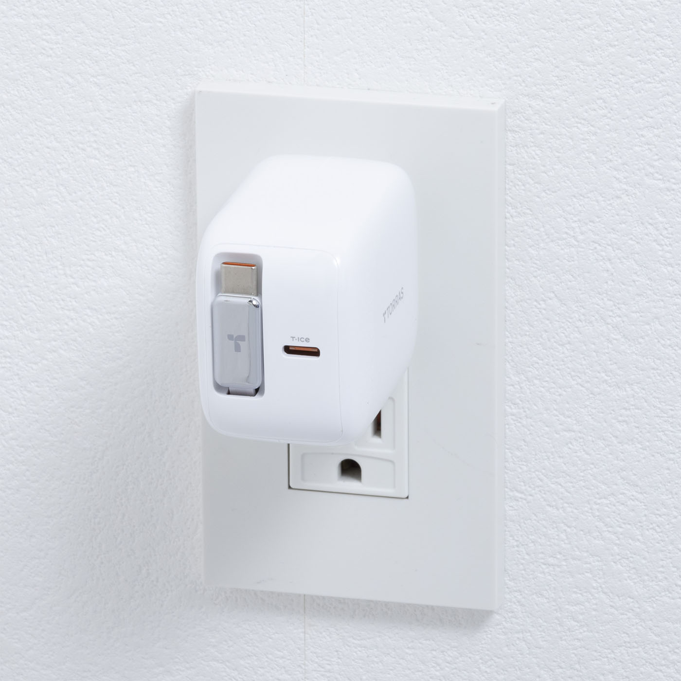 FlexLine 40W type-c 2ポート急速充電器 5