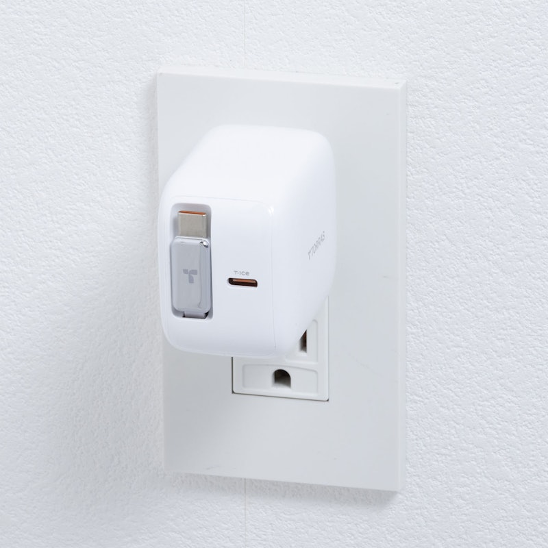FlexLine 40W type-c 2ポート急速充電器 5