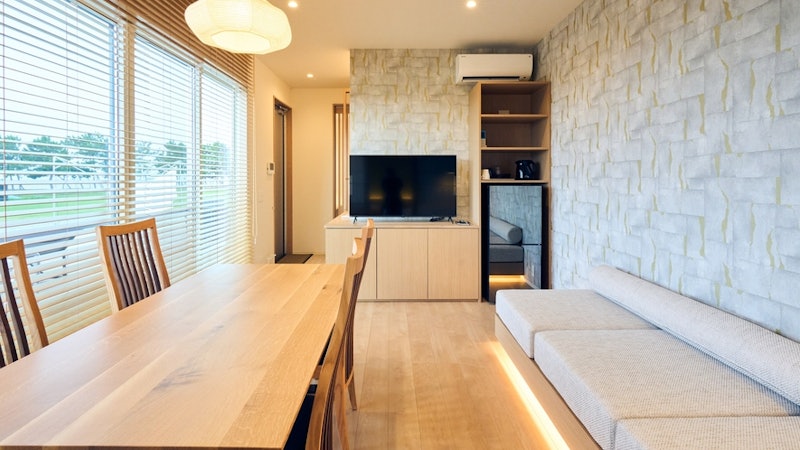 LONG VACATION RESORT 1