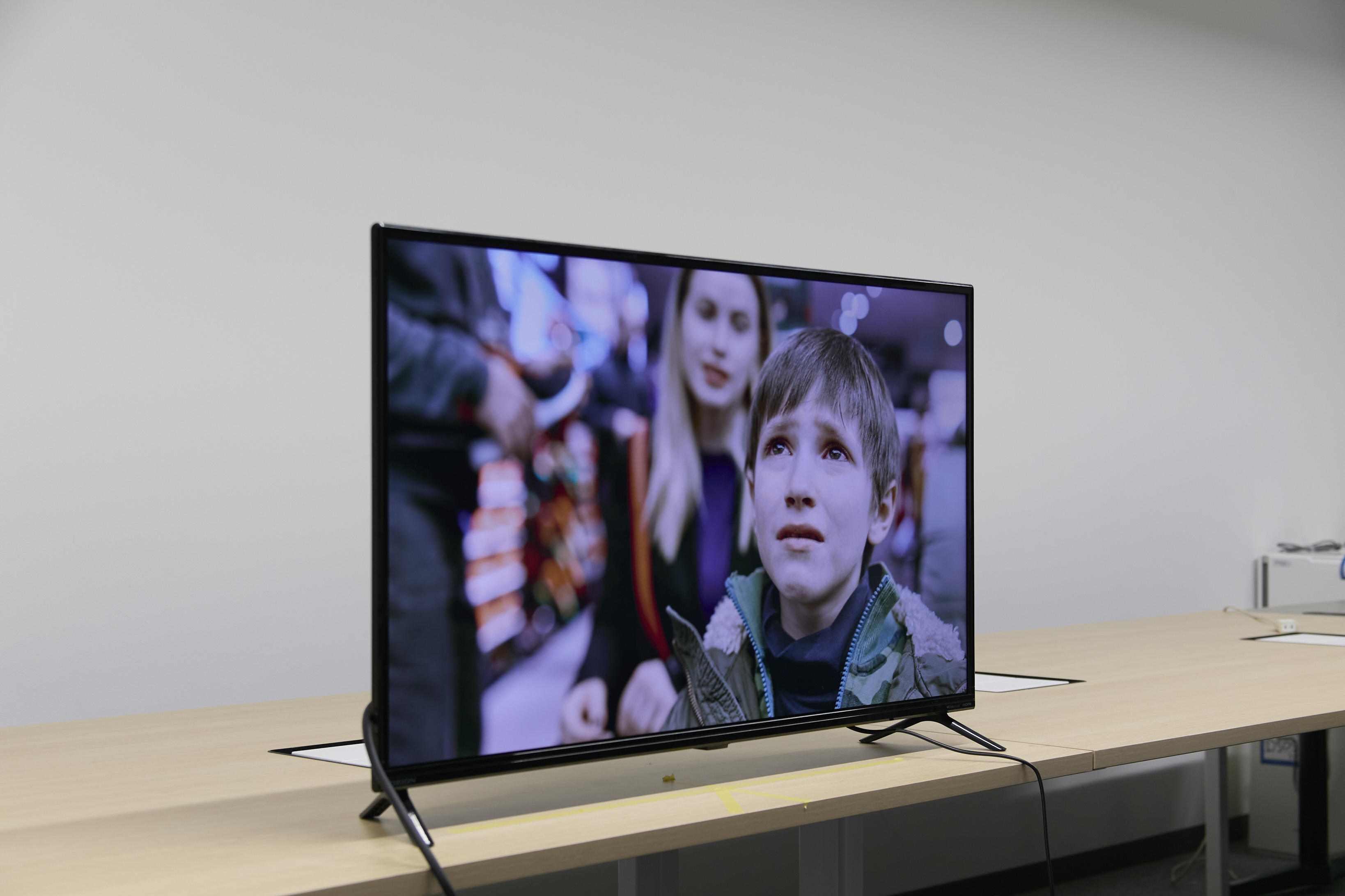 AndroidTV搭載 チューナーレステレビ 11